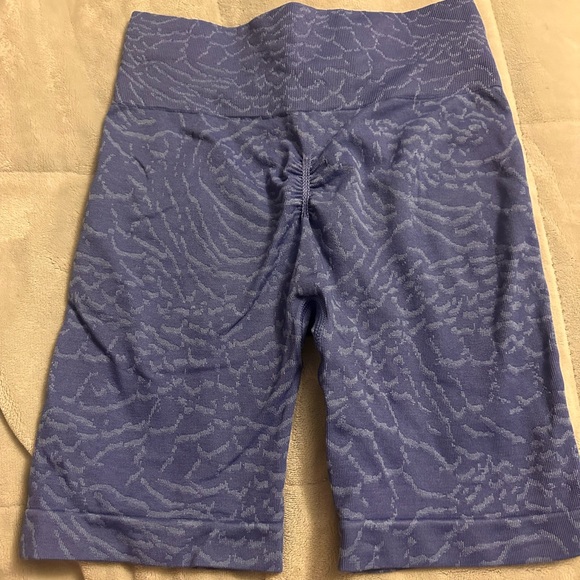 Gym shark vital seamless animal print shorts! - Picture 2 of 2